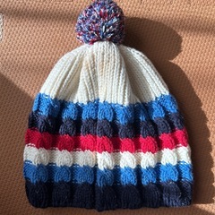 キッズ毛糸の帽子の画像