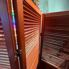 【無料・早い者勝ち】木製ルーバー(パーテーション) ｜店舗什器｜高さ1600mmの画像
