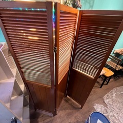 【無料・早い者勝ち】木製ルーバー(パーテーション) ｜店舗什器｜高さ1600mmの画像