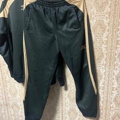 UMBRO アンブロ ジャージ 上下セット ブラック ゴールドの画像