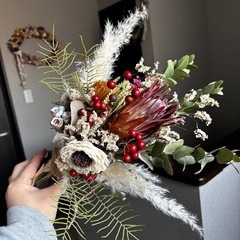 クリスマス スワッグ ドライフラワーの画像