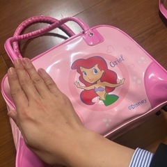 【ほぼ新品】アリエルのトートバッグの画像