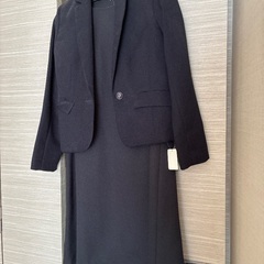 フォーマルスーツの画像