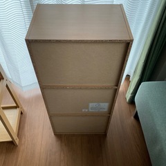 収納ラックの画像