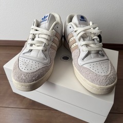 adidas スニーカー 希少の画像
