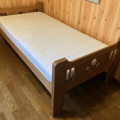 【交渉中】シングルサイズベッド＆マットレスの画像