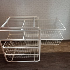 美品❤︎収納たっぷり❗️イケア IKEAの収納ラック の画像