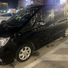 ８名乗り２４年式セレナ　燃費良しリッター10k以上走りますの画像