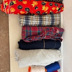 毛糸、布、糸まとめての画像