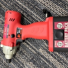 インパクトドライバーの画像