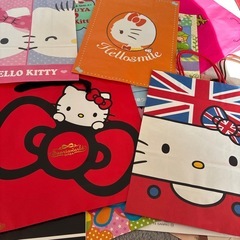 ほぼ未使用　サンリオ　キティ　キャラクター　紙袋　まとめ売りの画像