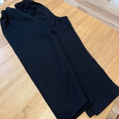 値下・130㎝　ポケットモンスター　ポケモン　長袖長ズボン　パジャマの画像