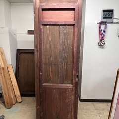 店舗で使用していた木製扉（子デザイン） ／古材風／直接引き取り限定の画像