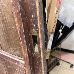 店舗で使用していた木製扉（子デザイン） ／古材風／直接引き取り限定の画像