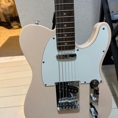 Squier by fender telecasterの画像