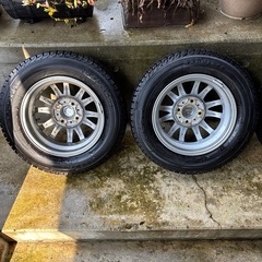 スタッドレスタイヤ　N-BOXの画像