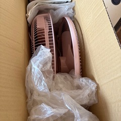 扇風機(ピンク色)の画像