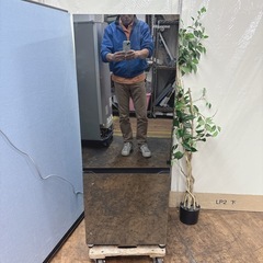 I716 🌈 ジモティー限定価格！ 2023年製の高年式♪ Hisense 冷蔵庫 (162L) ⭐ 動作確認済 ⭐ クリーニング済の画像