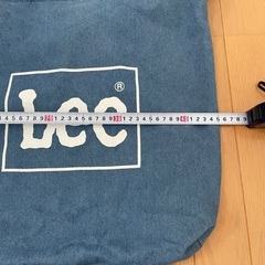 Ｌee 大容量ショルダーバッグの画像