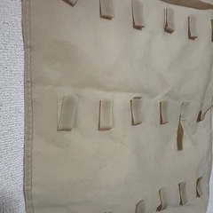 ハンガーで吊るす小物収納ポケットの画像