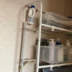 洗濯機置き場用収納棚　収納ラックの画像