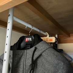 押入れ用ハンガーラックの画像