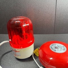 未使用品、防犯用に、‼️ 1.回転灯警告灯2.ALARM BELL」（警報ベル）火災報知ベルの画像