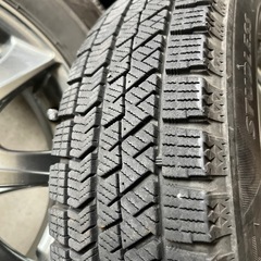 ★バリ山 145/80R13 ブリヂストン スタッドレス VRX2　21年製 デュエットN-BOXモコフレアワゴンMRワゴンRアルトYRVタントミラムーヴの画像
