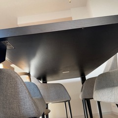 ダイニングテーブルの画像