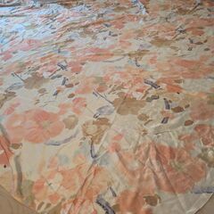 美品✨️花柄布地　ベッドカバー、カーテンにの画像