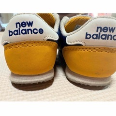 【ニューバランス ベビーシューズ 13.5】の画像