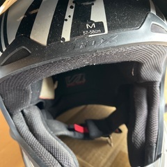 FOX RACING v1オフロードヘルメット DOTの画像