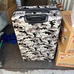 キャリーケース
の画像