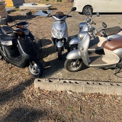 ヤマハジョンアプリオ全部で5台　エンジンかかりますの画像