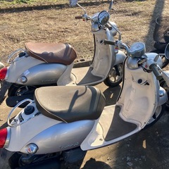 ヤマハジョンアプリオ全部で5台　エンジンかかりますの画像