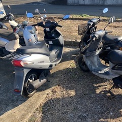 ヤマハジョンアプリオ全部で5台　エンジンかかりますの画像