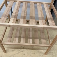 サイドテーブルの画像