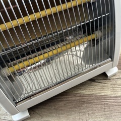 良品 Jenix 遠赤外線ストーブ KYE-840JX 2023年製 電気ストーブの画像