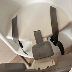 ベビービョルン　ハイチェア　白　グレー　ホワイト　の画像