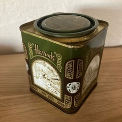 ⭕️ハロッズ★茶葉の空き缶の画像