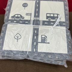 【ほぼ未使用】 道路柄ジョイントマット／キッズ用プレイマットの画像