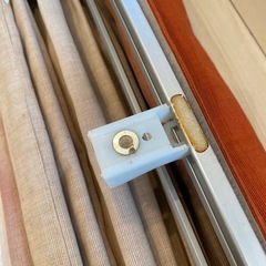 スイス サイレントグリス社のローマンシェードの画像