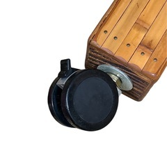 ★12月20日まで‼️限定‼️ 美品❗️  定価約18万 梅里竹芸 ベッド シングル テーブル　キャスター付き 竹家具の画像