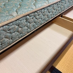 美品 引き出し付き シングルベッド マットレス付きの画像