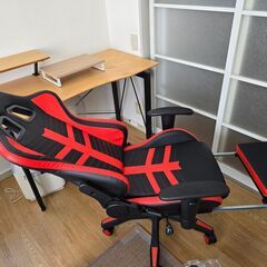 ゲーミングチェア＋テーブル（プリンタ台、ディスプレイ台付き）　セットでの画像