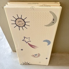 大きめのプレイマット　リバーシブルの画像