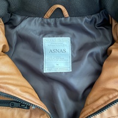 【新品未使用】メンズ キャメル合皮ジャケットMサイズの画像