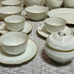 HAVILAND LIMOGES カップ ソーサー プレート シュガーポット 等 洋食器 20点まとめ アビランドの画像