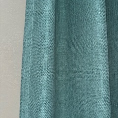 カーテンの画像