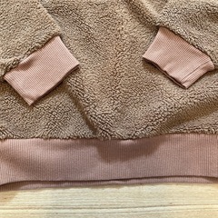 GU もこもこ　ふわふわ　トップス　Mサイズの画像
